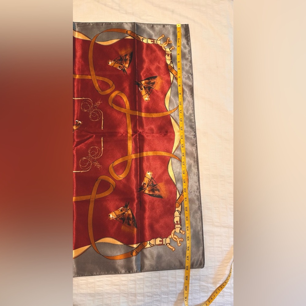 NWOT  Unisex Scarves - Picture 6 of 7